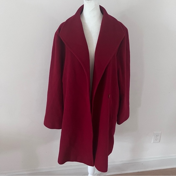 1 Madison Jackets & Blazers - 1 Madison Burgundy Wool/Cashmere Blend Double Breasted Collared Coat |Size 14|